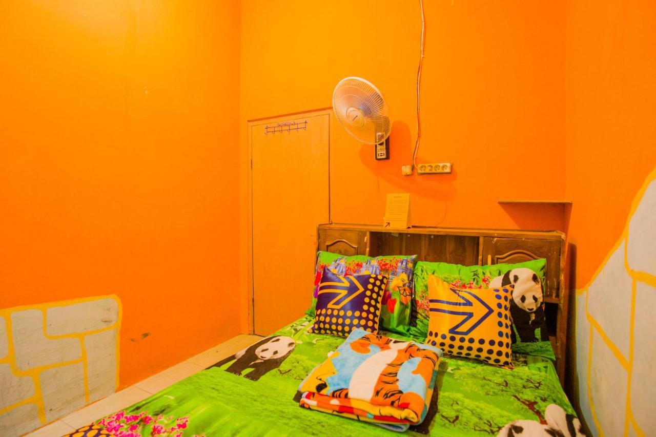 Gandrung Payungan Family Inn Banyuwangi  Ngoại thất bức ảnh