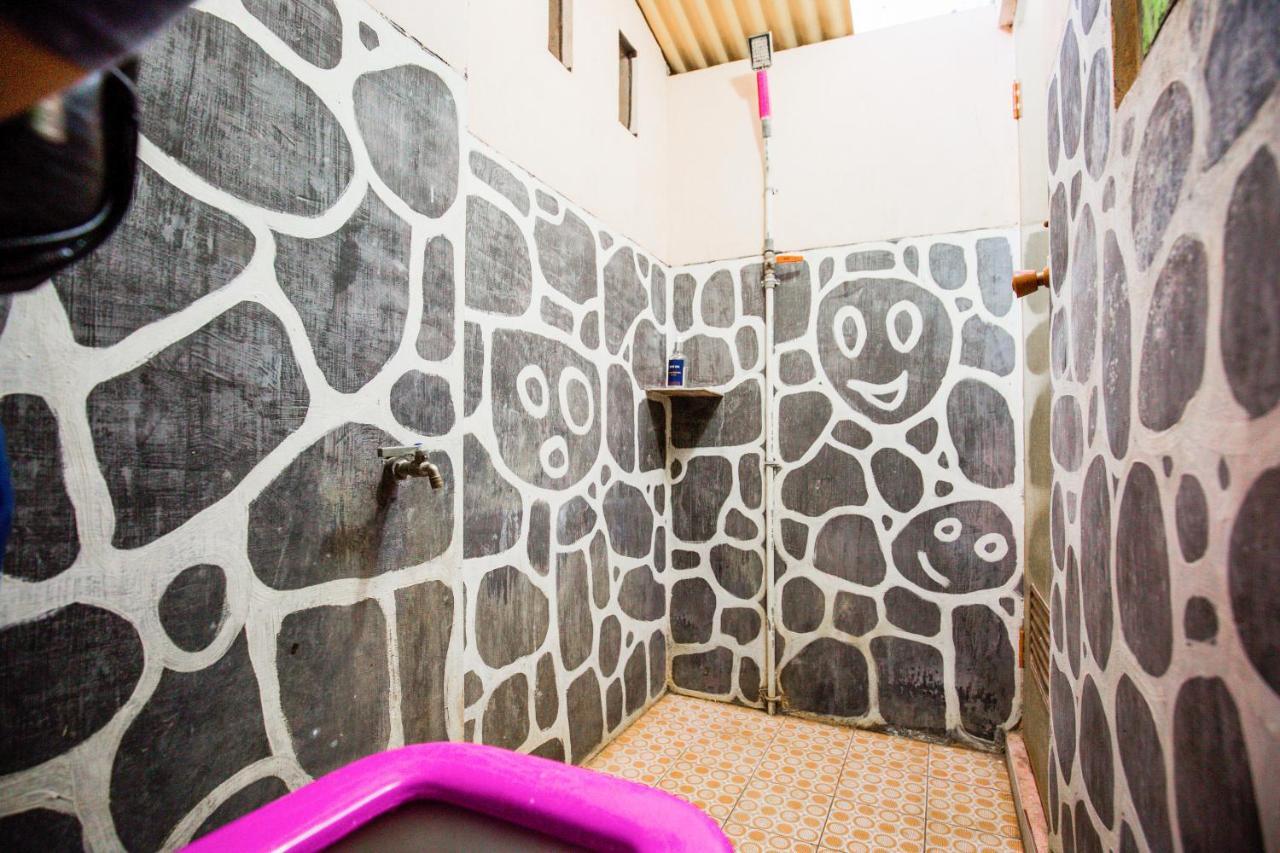 Gandrung Payungan Family Inn Banyuwangi  Ngoại thất bức ảnh