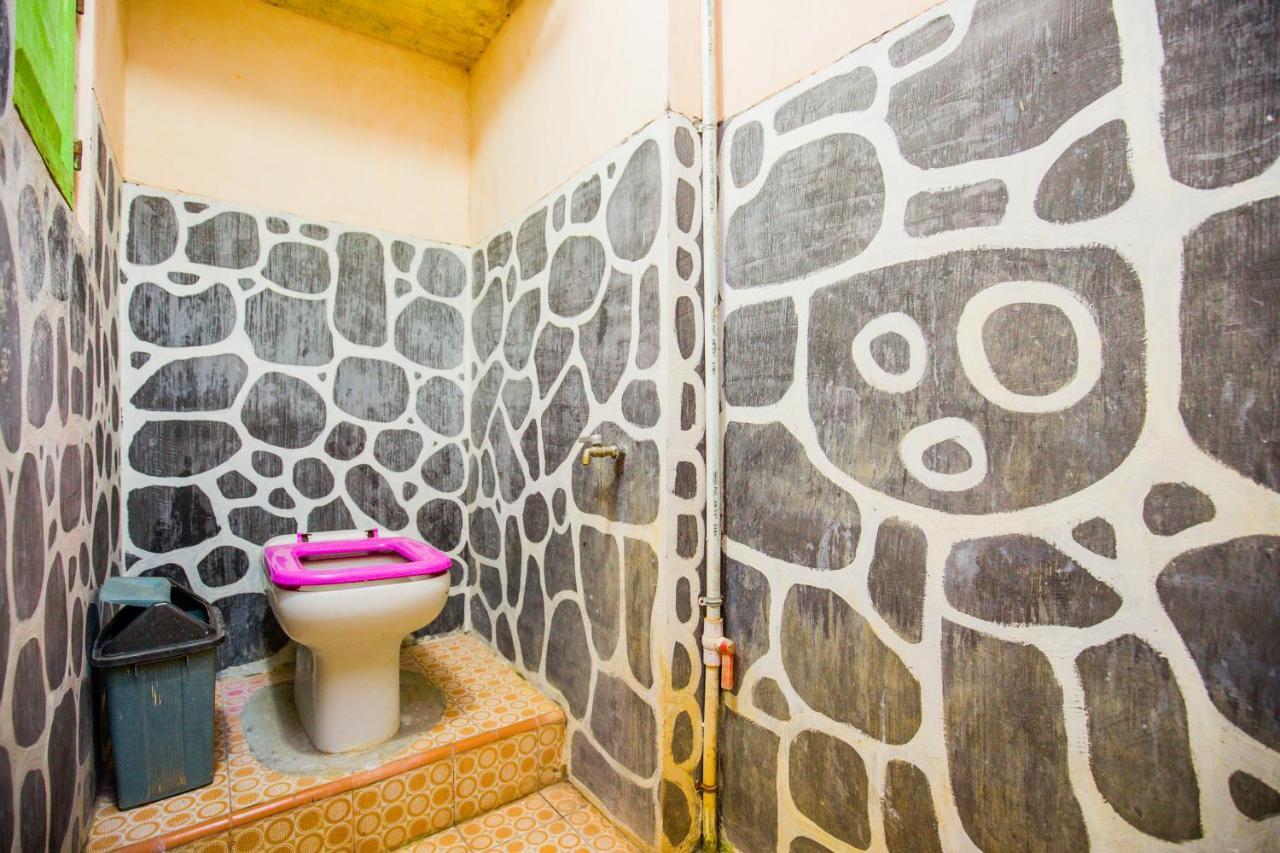 Gandrung Payungan Family Inn Banyuwangi  Ngoại thất bức ảnh